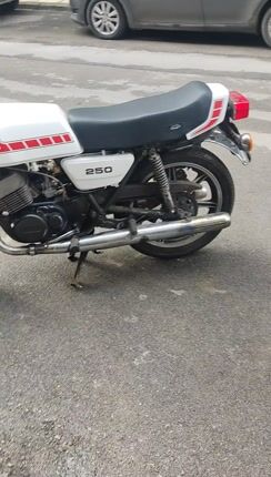Yamaha RD 250 1978-thumb-1