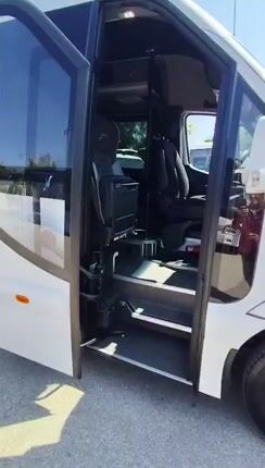 Mercedes-Benz 2026 Sprinter 519 CDi-thumb-2