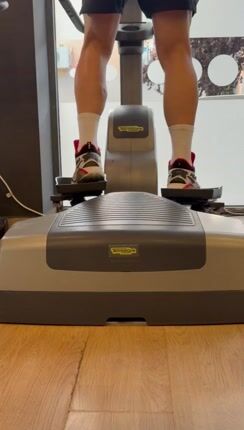 TECHNOGYM WAVE 700 excite-thumb-1