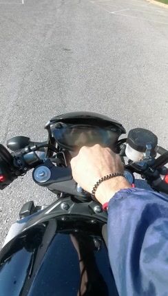 Suzuki SV 650 2019 X-thumb-1