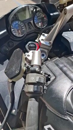 Kawasaki GTR 1400 2008-thumb-1