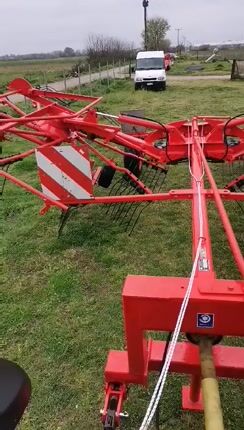 Χορτοσυλέκτες Kuhn 2000 GA7301 γυριστικό διπλό rotary rake-thumb-1