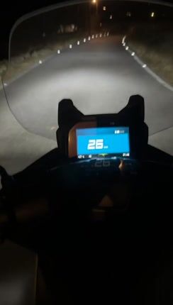 Bmw C 400 GT 2024 GT-thumb-2