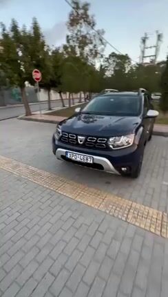 Dacia Duster 2021 1.0 LPG - BENZIN-thumb-1