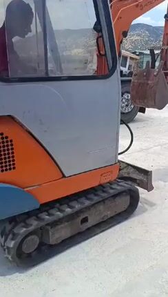 Εκσκαφέας Με Ερπύστριες Hitachi 1992 EX15-thumb-1