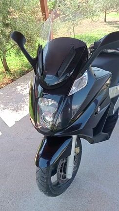 Gilera GP 800 2009-thumb-1