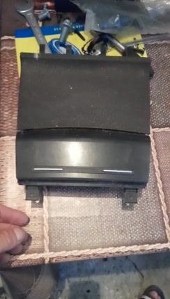 Audi a3 8p 03-10mod σταχτοθηκη-thumb-1