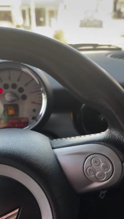 Mini Cabrio 2009-thumb-1