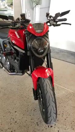 Ducati Monster 2023 Monster-thumb-1
