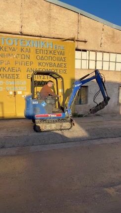 Εκσκαφέας Με Ερπύστριες Bobcat 2009 Bobcat 323-thumb-1