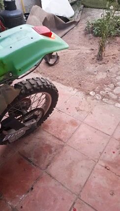 Kawasaki KDX 200 1997-thumb-1
