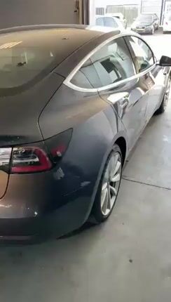 Tesla Model 3 2020 PLUS SR premium Audio-thumb-1