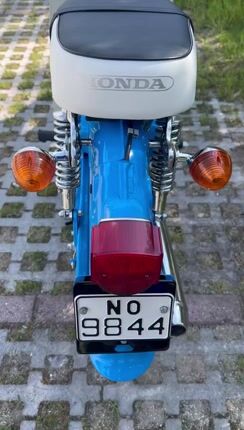 Honda C 1983 C50c (στρογγυλοφαναρο) 12V-thumb-1