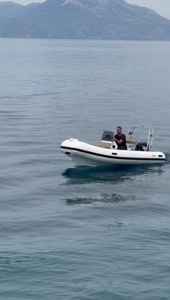 Fun Boats 2026 F420B ΕΥΡΩΠΑΙΚΩΝ ΠΡΟΔΙΑΓΡΑΦΩΝ-ΝΕΟΠΡΕΝ-thumb-1