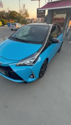 Toyota Yaris 2018 HYBRID BI-TONE NAVI CLIMA PANORAMA 45.000Km!!!-thumb-1