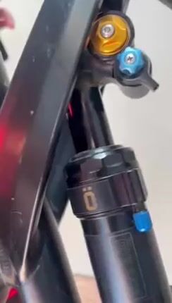 öhlins stx 22-thumb-1