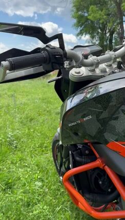 KTM 690 Duke 2012 R-thumb-1