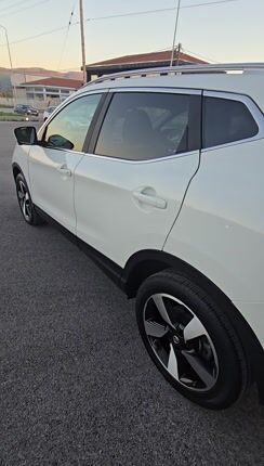 Nissan Qashqai 2016 TEKNA PANORAMA NAVI CAMERA 360-thumb-1