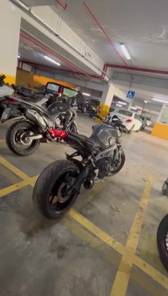 Yamaha MT-09 2014-thumb-1