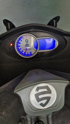 Quadro 350D 2013-thumb-1