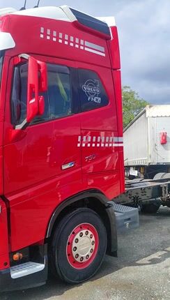 Σασί Volvo 2017 FH16 750-thumb-1