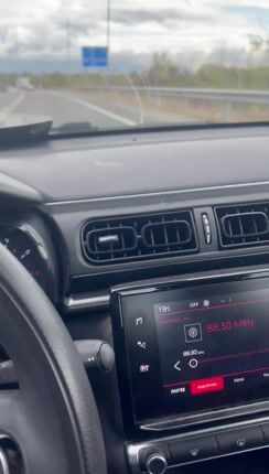 Citroen C3 2017 1.2 PURETECH 82 FEEL-thumb-1