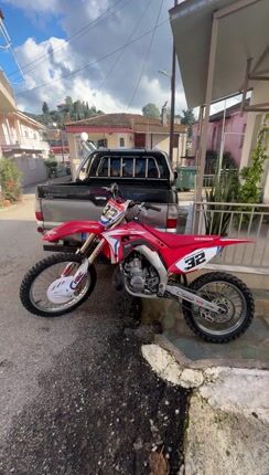 Honda CR 250R 2002 Cr250-thumb-1