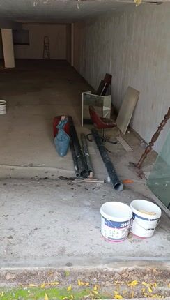 ΠΩΛΕΙΤΑΙ ΑΠΟΘΗΚΗ 200 ΤΜ ΜΕ ΡΑΜΠΑ ΓΙΑ ΑΥΤΟΚΙΝΗΤΑ. ΚΑΙ PARGING ΚΟΝΤΑ ΣΤΟ ΝΕΚΡΟΤΑΦΕΙΟ Π ΦΑΛΗΡΟY-thumb-1