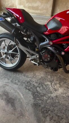 Ducati Monster 1100 S 2012 s-thumb-1