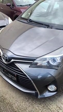 Toyota Yaris 2015 1.3 VVTI CAMERA-thumb-1