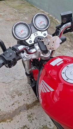 Honda VTR 250 2009-thumb-1