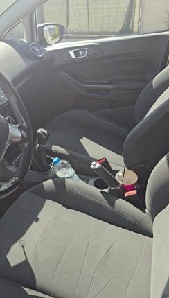 Ford Fiesta 2017-thumb-1