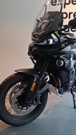 CFmoto 800MT Explore Edition 2026-thumb-1