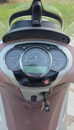 Piaggio Beverly 300 2017-thumb-1