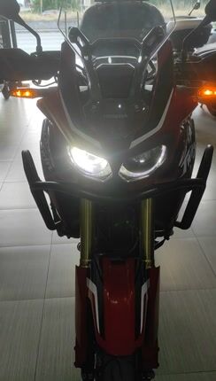 Honda CRF 1000 2017 AFRICA TWIN DCT -1000L-thumb-1