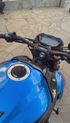 Suzuki GSX-S 1000 2016-thumb-1