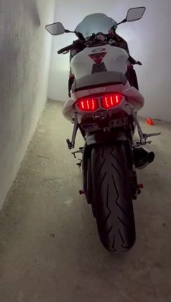 Yamaha YZF-R6R 2003-thumb-1
