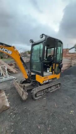 Εκσκαφέας Με Ερπύστριες JCB 2021 19C γρήγορη αλλαγή-thumb-1