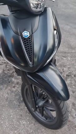 Piaggio Beverly 400 2021 HPE S E5 NERO OPACO-thumb-1