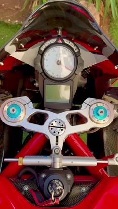 Ducati 999 S 2005 UNO-thumb-2