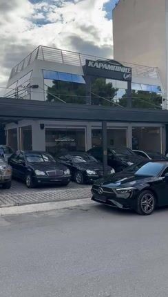 Mercedes-Benz A 250 2024 e AMG Plug in Hybrid 8G-DCT-thumb-1