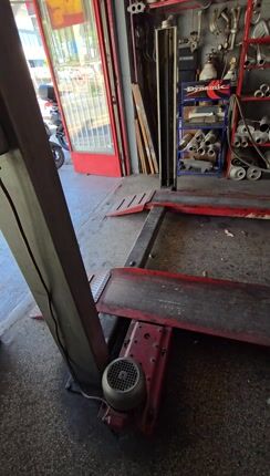 Ανυψωτικό Μηχάνημα 2300kg-thumb-1