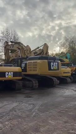 Εκσκαφέας Με Ερπύστριες CAT 2017 352F-thumb-3