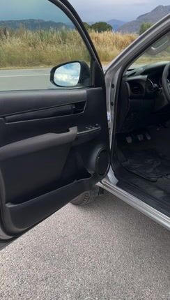 Pickup - Αγροτικό Toyota 2018 ΗILUX 150hp 4x2 A/C. Ελληνικης Αντιπροσωπειας !!-thumb-2
