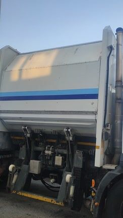 Πλυντήριο Κάδων Iveco 2012 STRALIS 310-thumb-1