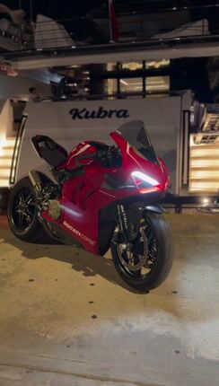 Ducati Panigale V4 2021 35k extra! Ελληνικό! Ανταλλαγές-thumb-1