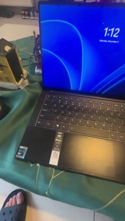laptop-thumb-1