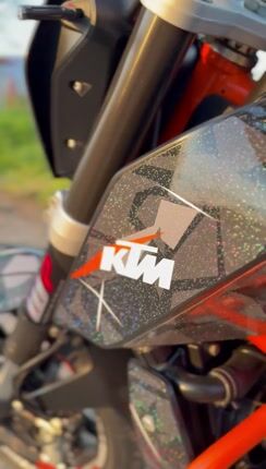 KTM 690 Duke 2012 R-thumb-2