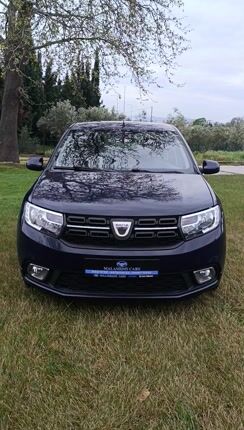 Dacia Sandero 2018 Automatic-thumb-1