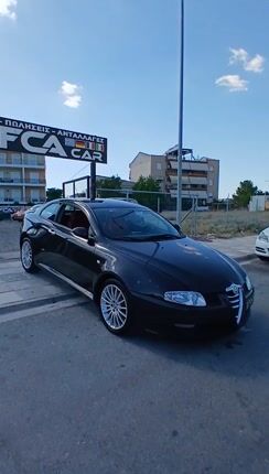 Alfa Romeo GT 2005 BERTONE-thumb-1